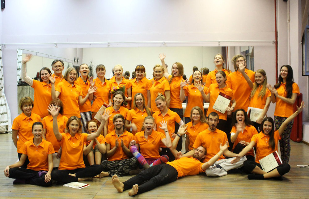 Школа инструкторов йоги Федерации йоги России, выпуск очного курса инструкторов хатха-йоги 2014