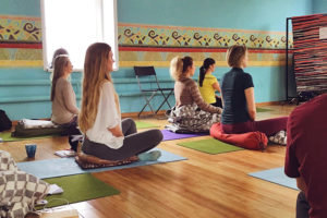 Йога для беременных в Школе инструкторов йоги Федерации йоги России