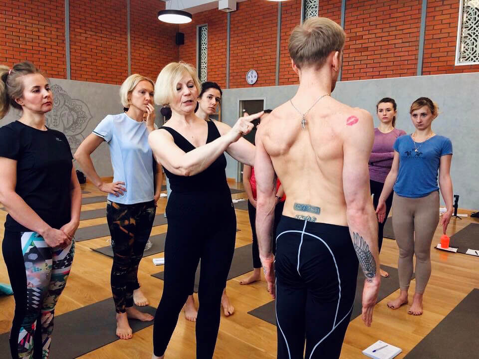 Курс обучения "Хатха-йога" по международной программе YTTC-200 в Школе инструкторов йоги Федерации йоги России