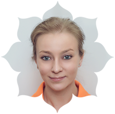 Анна Ламкова – преподаватель курса детской йоги в Школе Федерации йоги России